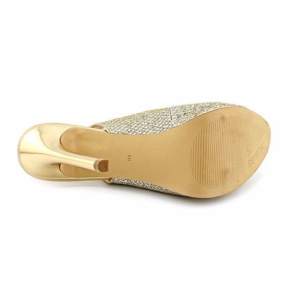 Guess Gold Peep Toe Slingback Heel NWOB - Picture 7 of 8